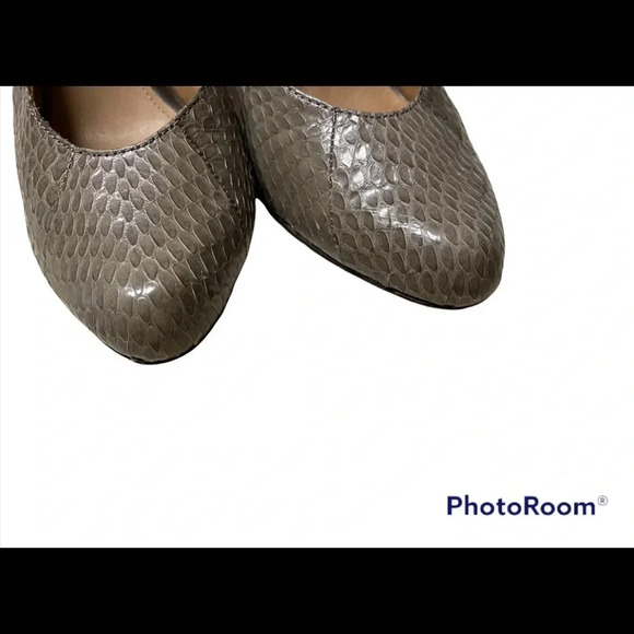 Coach Urban Reptile Heels Sz 9.5 - Picture 7 of 11